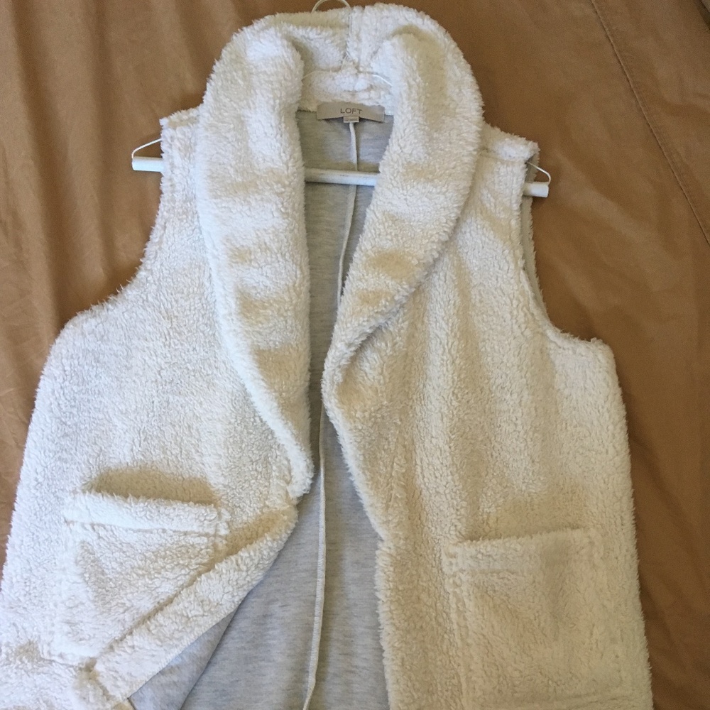 Loft brand sleeveless vest